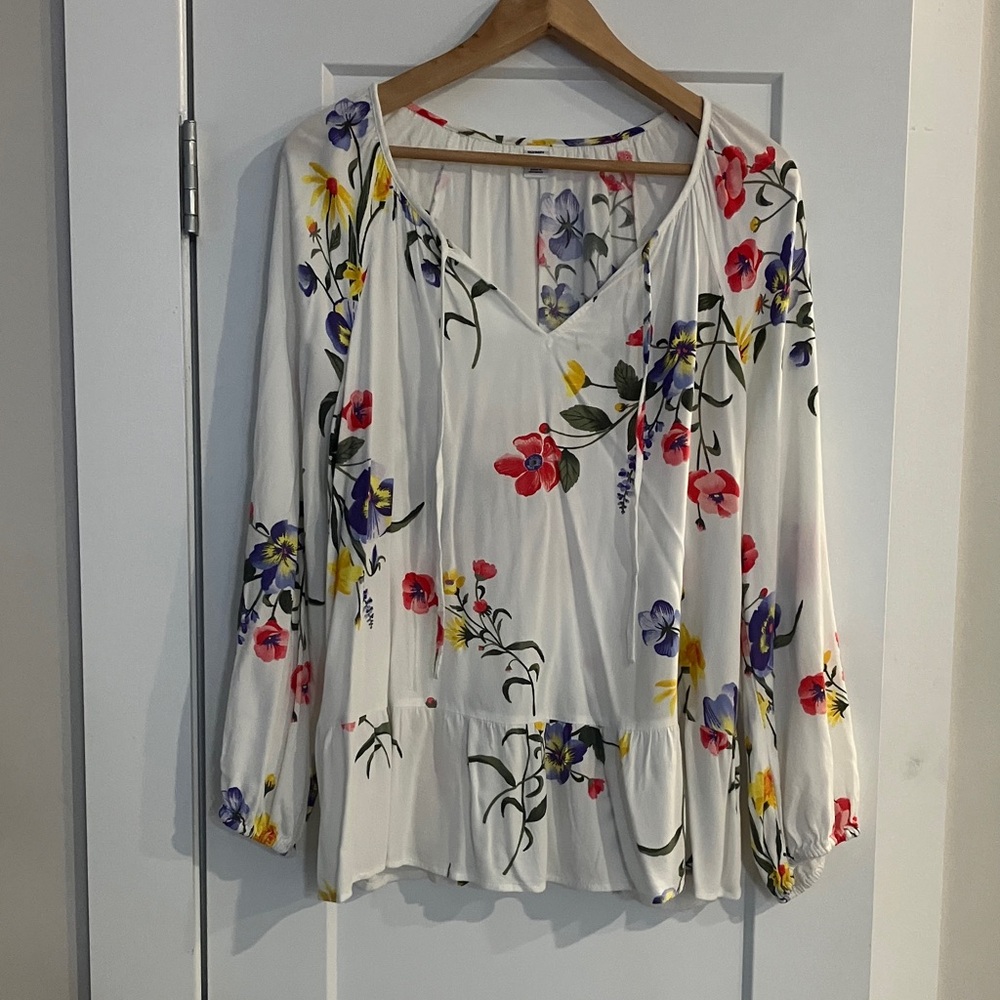 Old Navy Floral V-Neck Blouse - Multicolor